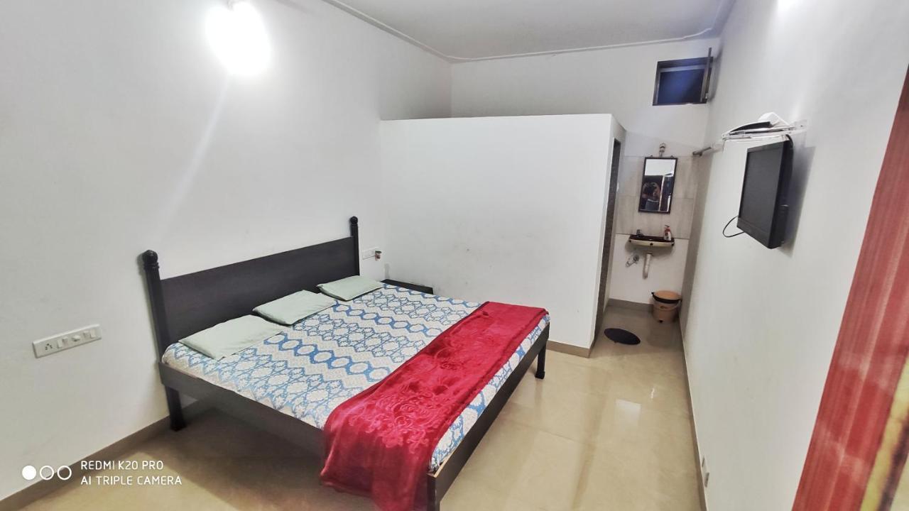 Chandraprabha Malvan Bagian luar foto