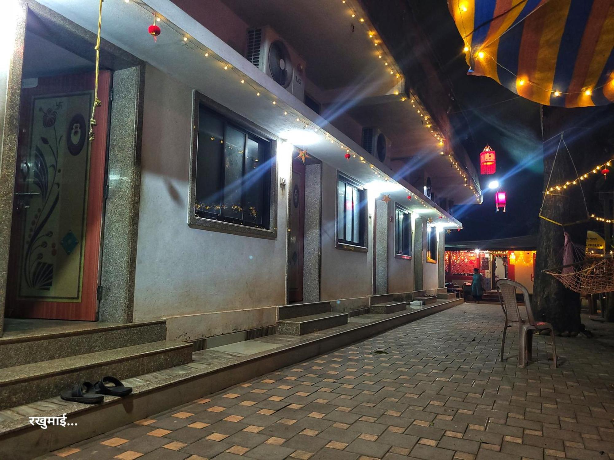 Chandraprabha Malvan Bagian luar foto